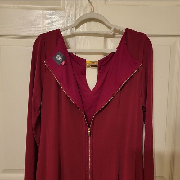 Vince Camuto burgundy long-sleeved midi dress - Picture 9 of 9